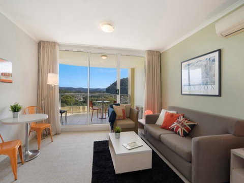 Soho - Ettalong Beach Resort - Australian Directory 3