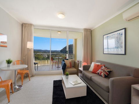 Soho - Ettalong Beach Resort - Australian Directory 3