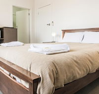 Somerset Hotel - Australian Directory