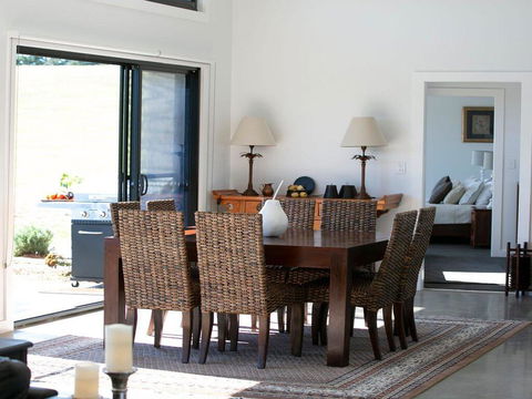 Somerton Ridge - The Perfect Rural Retreat - Australian Directory 1
