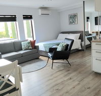 South Terrace 'Nesuto'  Smart TV  WiFi - Australian Directory