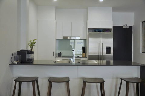 Spacious 2 Bed 2 Bath Unit - LUMA APARTMENTS - Australian Directory 3