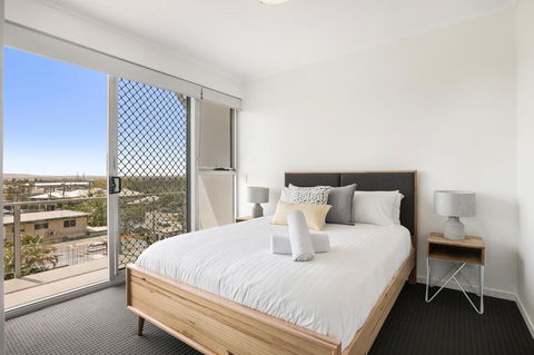 Spacious Apartment With Generous Entertaining - Australian Directory 2