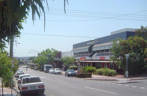 Spacious Apartment With Generous Entertaining - Australian Directory 1