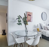 Spacious Apt V Stylish Furniture Pool GYM - Australian Directory