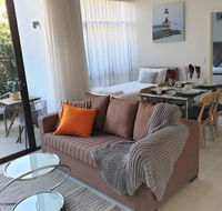 SpaciousCozy 1 bedroom  1 bathroom Zetland APT - Australian Directory