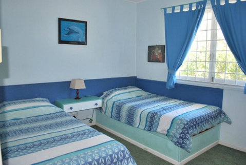 SPARKLING WATERS, UNIT 1 - Australian Directory 3