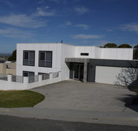 Spectacular Holiday Living - Australian Directory