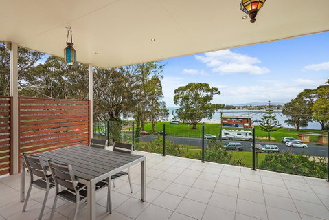 Spencer Park House - Australian Directory 2