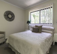 Spring Hill with Pool - Australian Directory