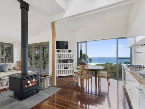 Spring House - Australian Directory 2