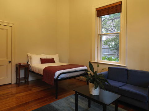 St Paul's Serviced Accommodation - Australian Directory 2