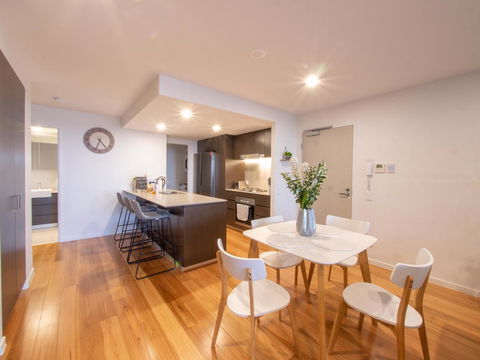 Stawealth Westside Apartments - Australian Directory 3