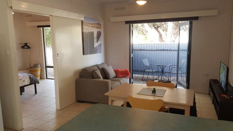 Stay Awhile In Port Pirie - Min Stay 4 Nights - Australian Directory 1