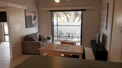 Stay Awhile In Port Pirie - Min Stay 4 Nights - Australian Directory 2