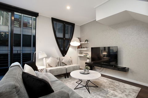 StayCentral On Little Collins - Australian Directory 3