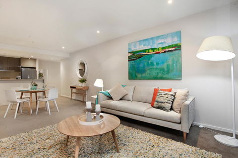 StayCentral On Nott - Australian Directory 1