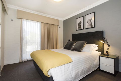 Staywest Subiaco Village 40 - Australian Directory 2