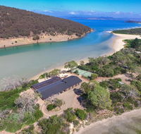 Steeles Island Retreat - Australian Directory