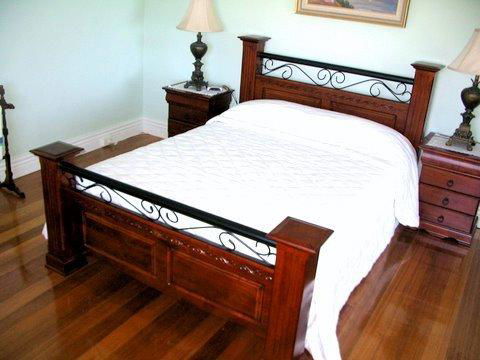 Stella's Dromana Hotel - Australian Directory 1