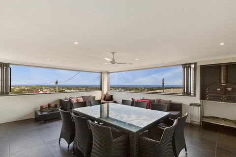 Stillwaters - Panoramic View Of Lakes Entrance - Australian Directory 2