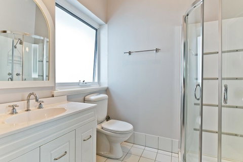 Stirling Apartments - Studio 2 - Australian Directory 3