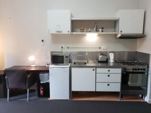 Stirling Apartments - Studio 2 - Australian Directory 2