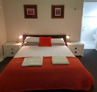 Stirling Apartments - Studio 3 - Australian Directory