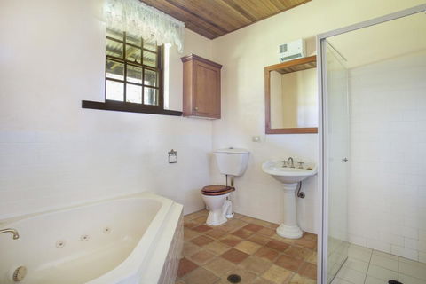 Stone Cottage - Australian Directory 1