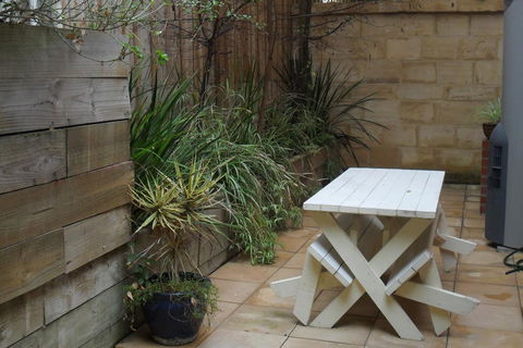 Stonecutters Inn - Australian Directory 1