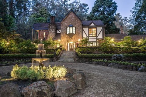 Stonehurst Of Sassafras - Australian Directory 0