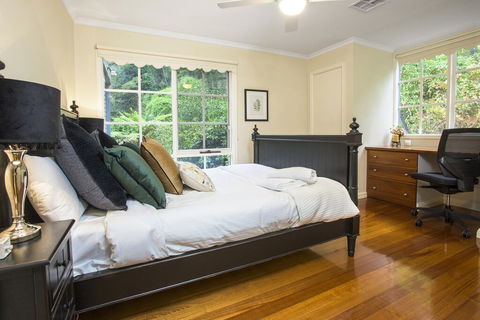 Stonehurst Of Sassafras - Australian Directory 2