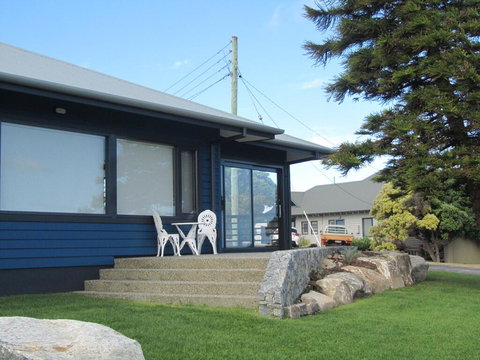 Storm Bay Cottage - Australian Directory 1
