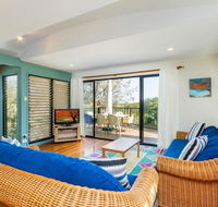 Straddie Beach House 3 - Australian Directory