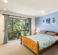 Straddie House - Australian Directory