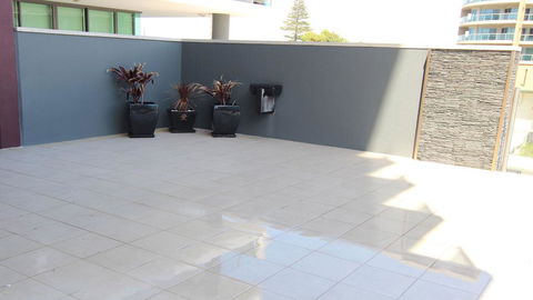 Strand Beachside 303 - Australian Directory 2