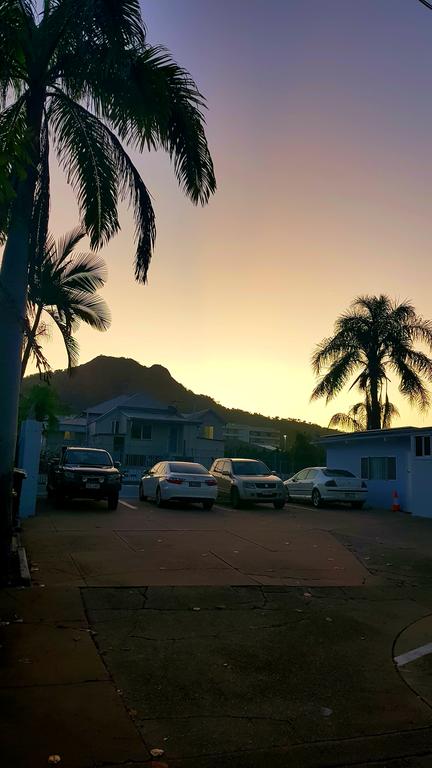 Strand Motel - Australian Directory 3