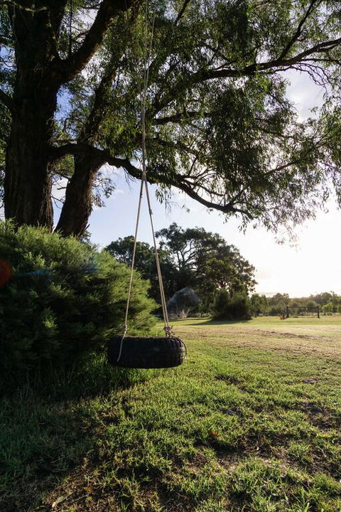 Studio 165 Hidden Gem On 50 Acres With Bay Views - Australian Directory 3