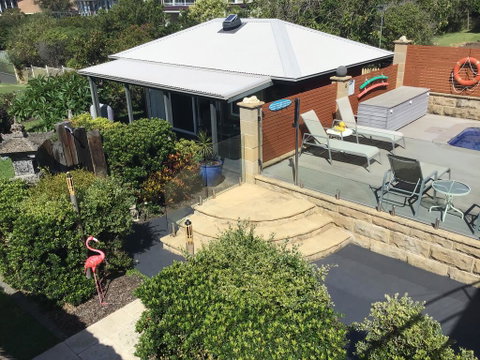 Studio Cabana On Golf In Mollymook - Australian Directory 3