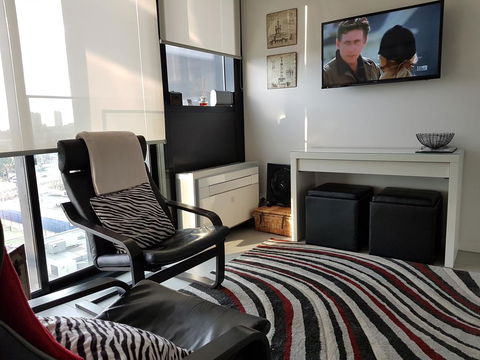 Studio On Park Street - Australian Directory 0