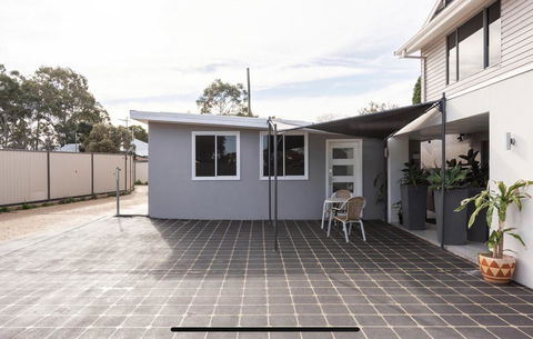 Studio Vues - Australian Directory 2