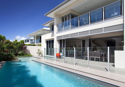 Stunning Beachside Home Minutes From Coolum Beach - Australian Directory 0