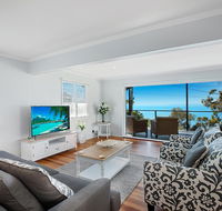 Stunning Family Escape on the Point With Bay Views - Australian Directory