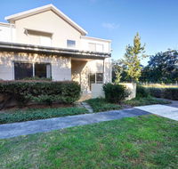 Stunning Holiday Townhouse - Australian Directory