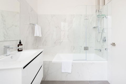 STUNNING SYDNEY HOME 7 - Australian Directory 3