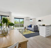 Stylish and Spacious Launceston Villa  Free Wifi - Australian Directory