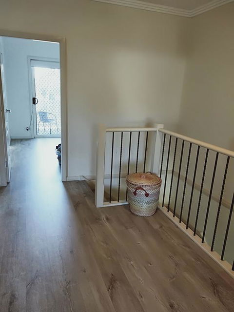 Stylish Private Bathroom-Luxurious Modern Big Home - Australian Directory 3