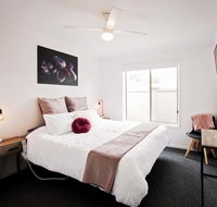 Sunny Shackell - Echuca Moama Holiday Accommodation - Australian Directory