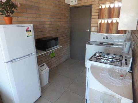 Sunrise Units - Australian Directory 3