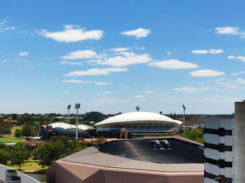 Super Luxurious Apartment On North Terrace - Australian Directory 1